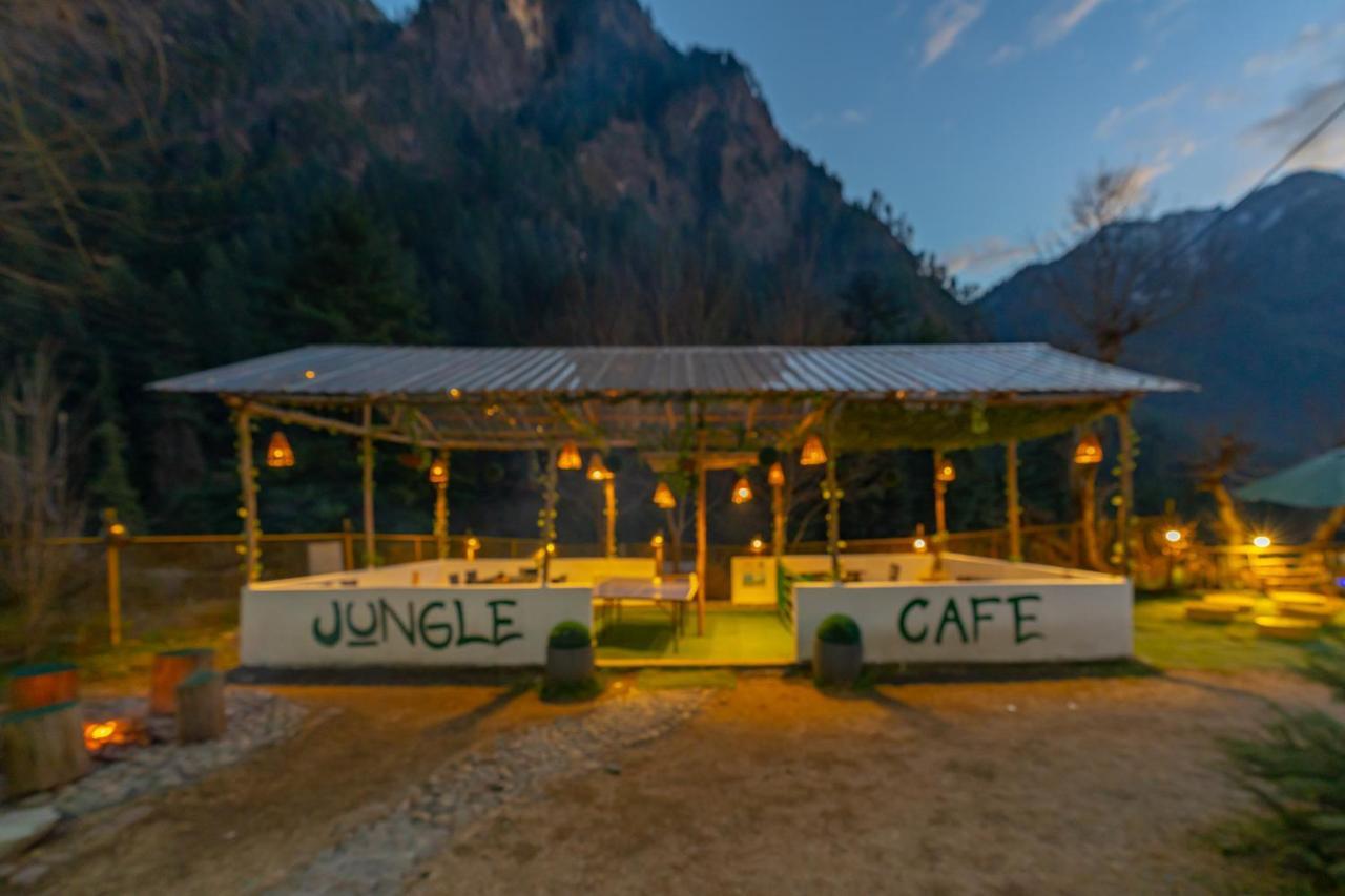 קאסול Jungle Hostel By Whoopers מראה חיצוני תמונה